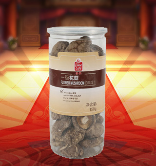 荟食(FINE LIFE)一級花(huā)菇 産自河(hé)南駐馬店(diàn)150g每袋，質輕盈，有(yǒu)特殊天然菌香，味道(dào)鮮美，風味獨特，保留了豐富的營養成分。采取透明(míng)包裝，新鮮清晰可(kě)見，幹淨衛生(shēng)，方便存放冷藏，方便消費者們的選購，安全健康，放心購買。